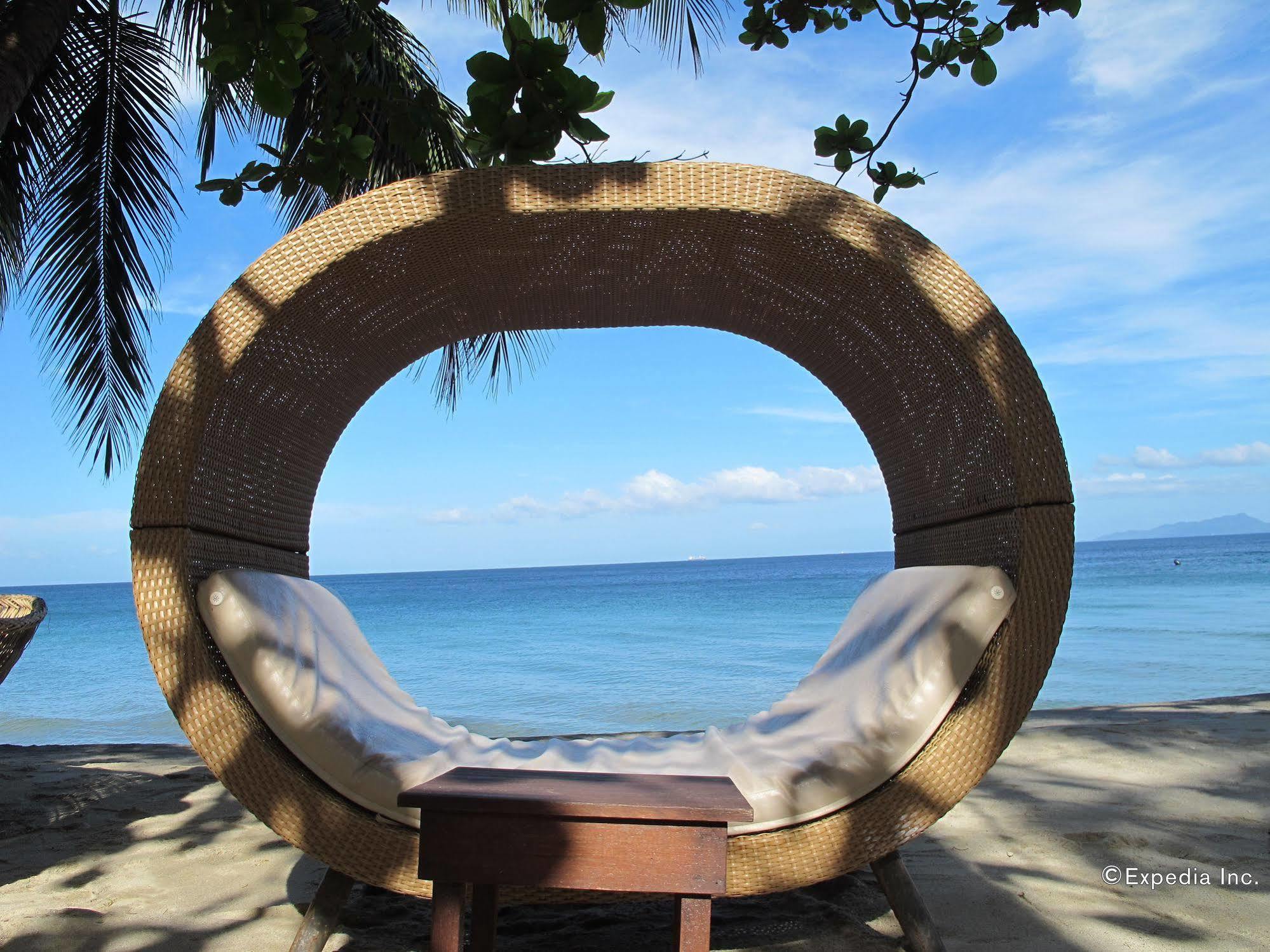 Sunset At Aninuan Beach Resort Puerto Galera Extérieur photo